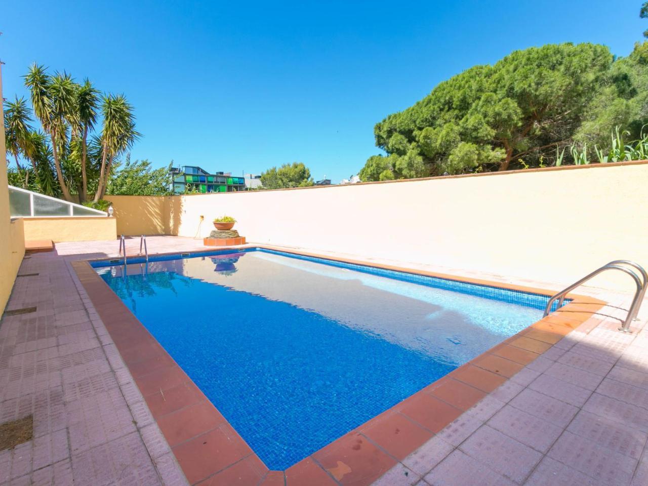 Apartment Velazquez-2 By Interhome Roses Bagian luar foto