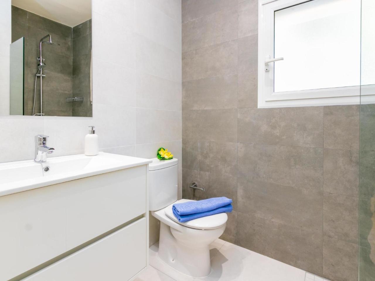 Apartment Velazquez-2 By Interhome Roses Bagian luar foto